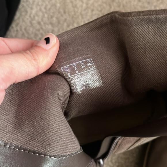 “Clark’s: Women’s Bootie size 8” - Picture 6 of 11